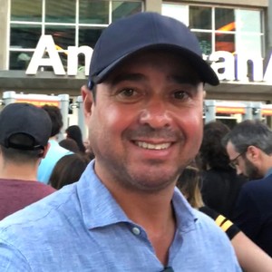 Luciano Moraes's avatar