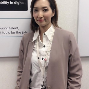 Julia Chiu's avatar